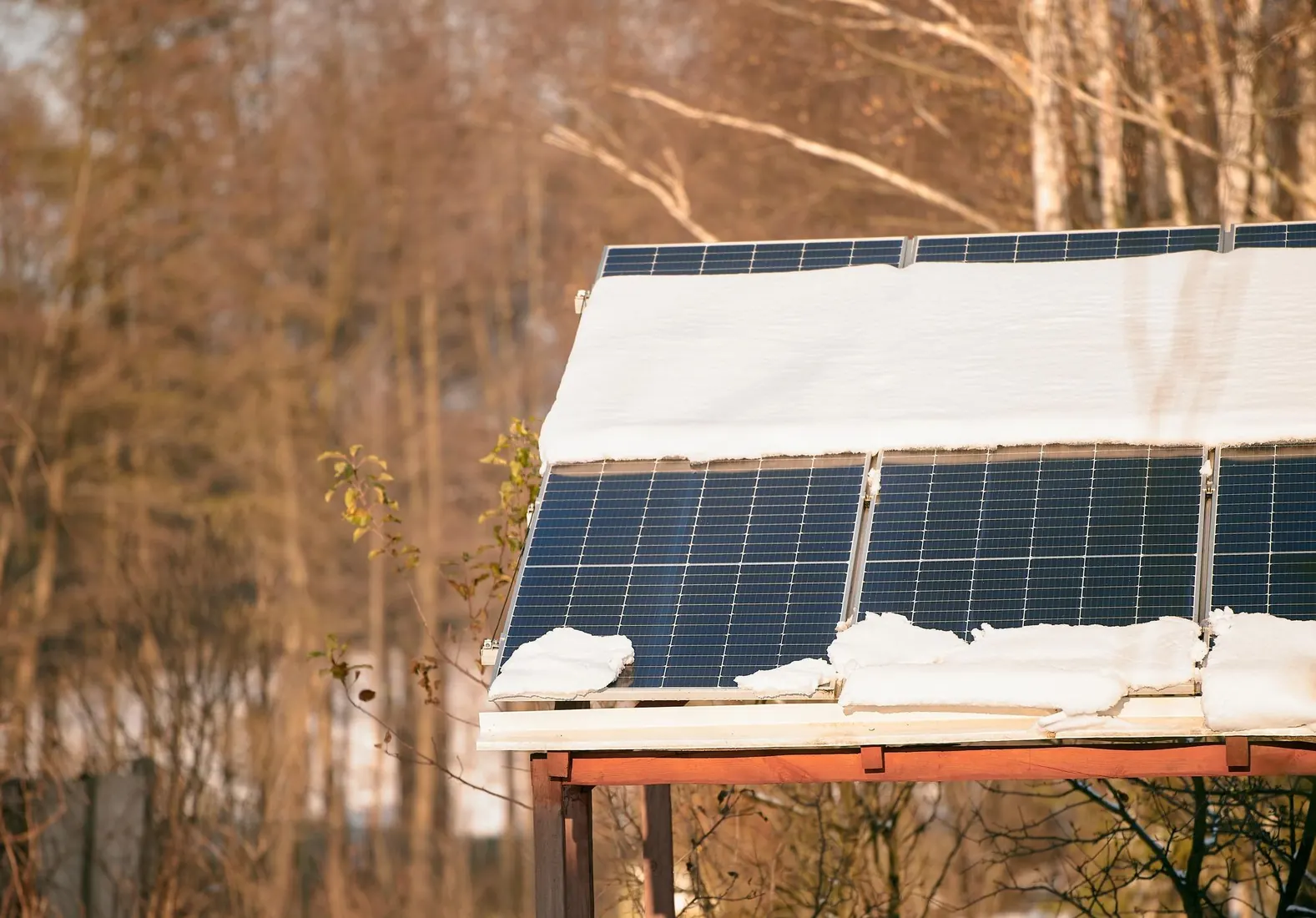 Panneaux solaires en hiver associés au chauffage par pompe à chaleur